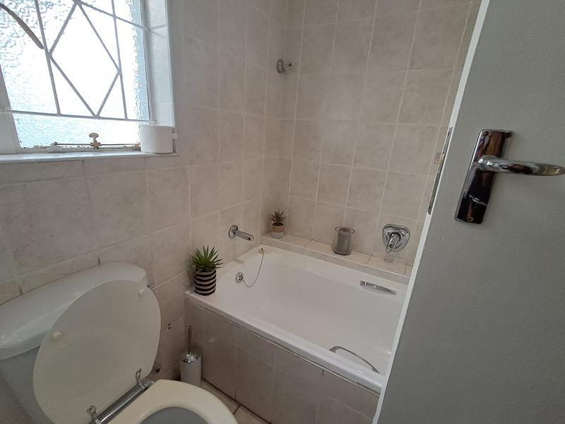 4 Bedroom Property for Sale in Richmond Estate Western Cape